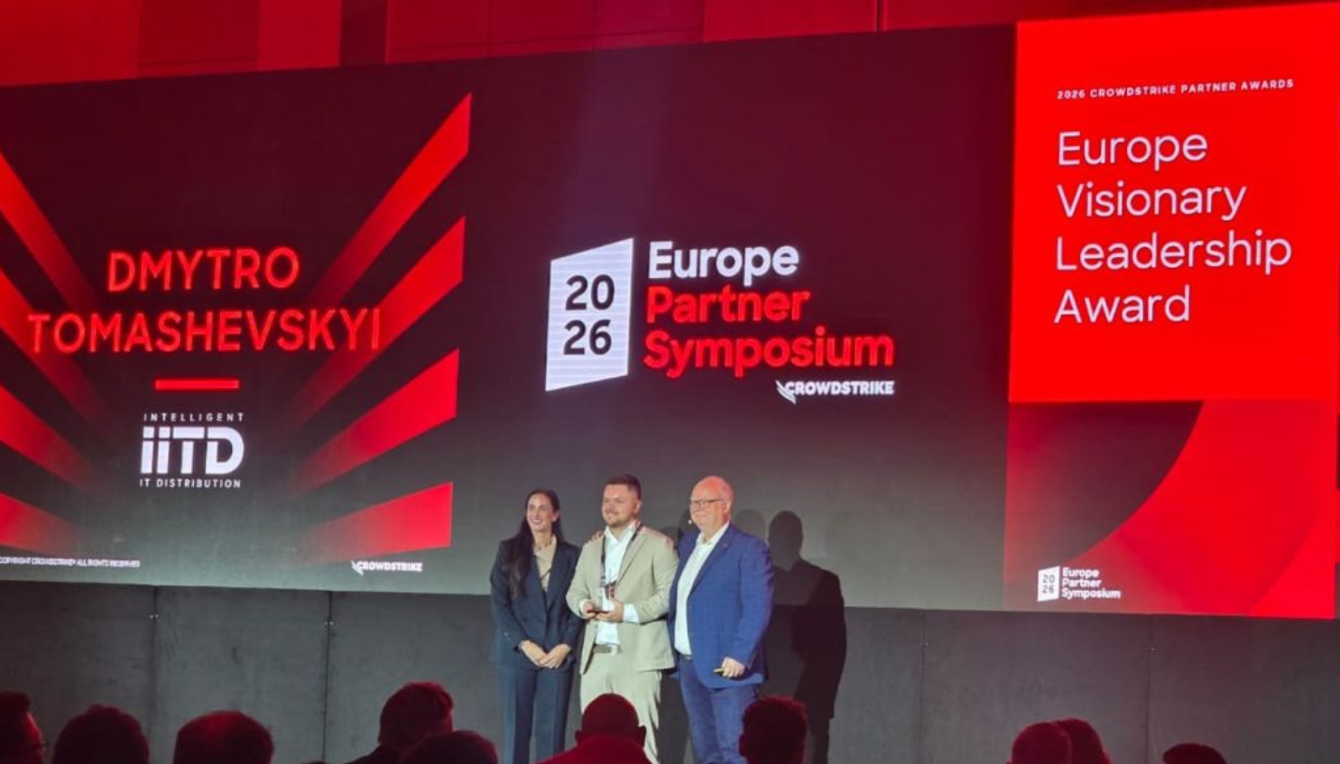 Халықаралық көшбасшылықты мойындау: iIT Distribution-ның тең құрылтайшысы Visionary Leadership Award марапатын CrowdStrike компаниясынан алды. - сурет 3